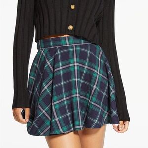 NEW Aeropostale Tartan Plaid Skater Skirt Navy Green MEDIUM Flare Swing Academia